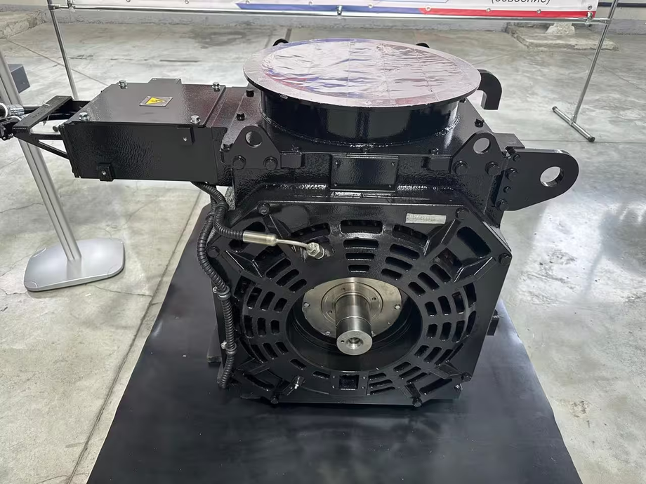 Motor TAD650