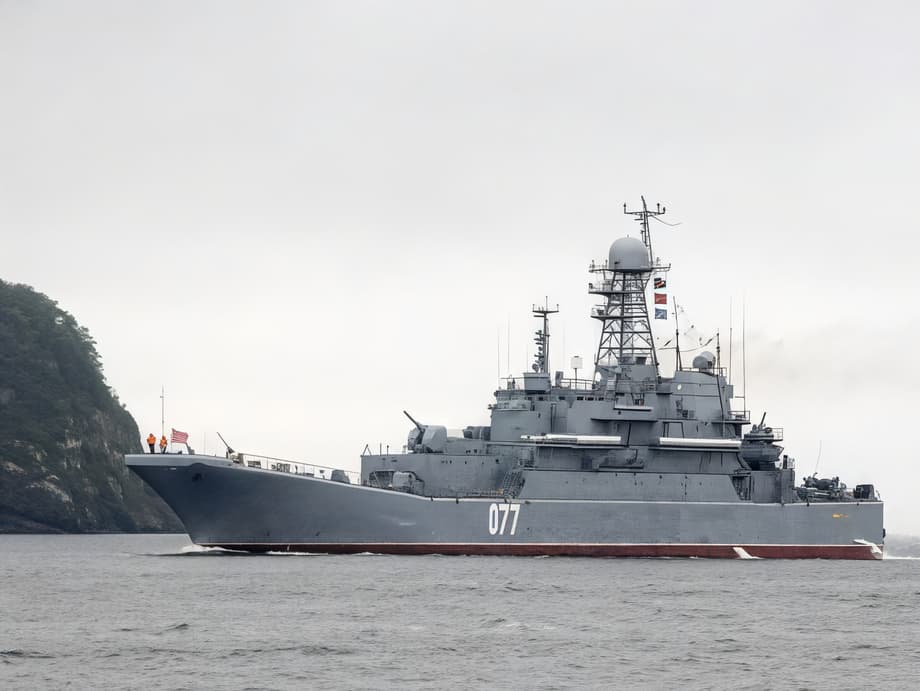 LST "Peresvet"