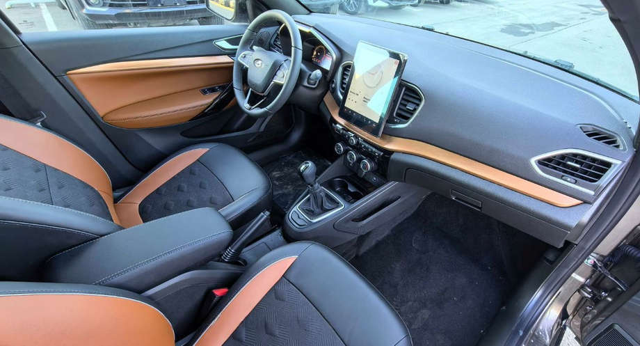 Lada Vesta с новой коробкой шестиступенчатой механической коробкой переключения передач
