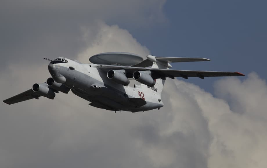 Самолет дальнего радиолокационного обзора А-50У