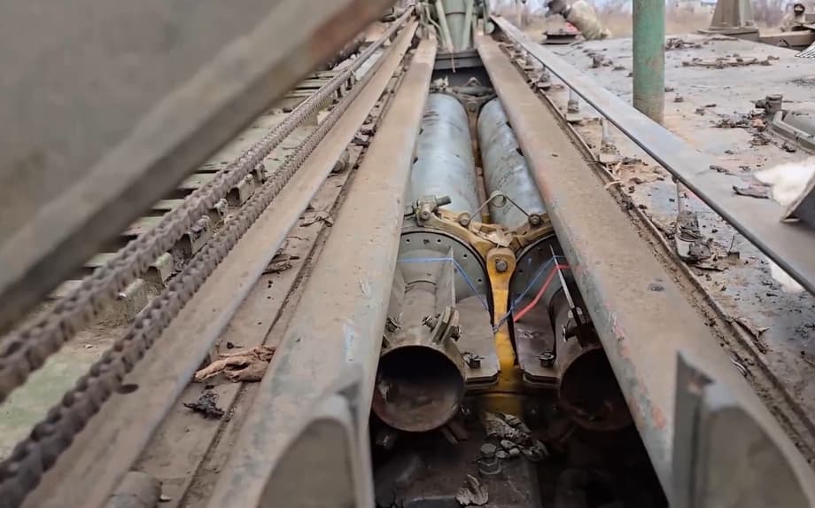 &nbsp; 2S4 "Tyulpan"&nbsp;&nbsp;