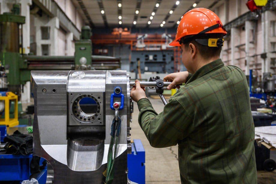 Производство ключевых компонентов станков для авиации