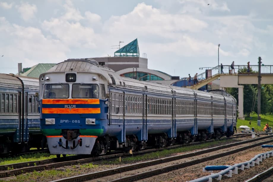 Поезд&nbsp;ДР1