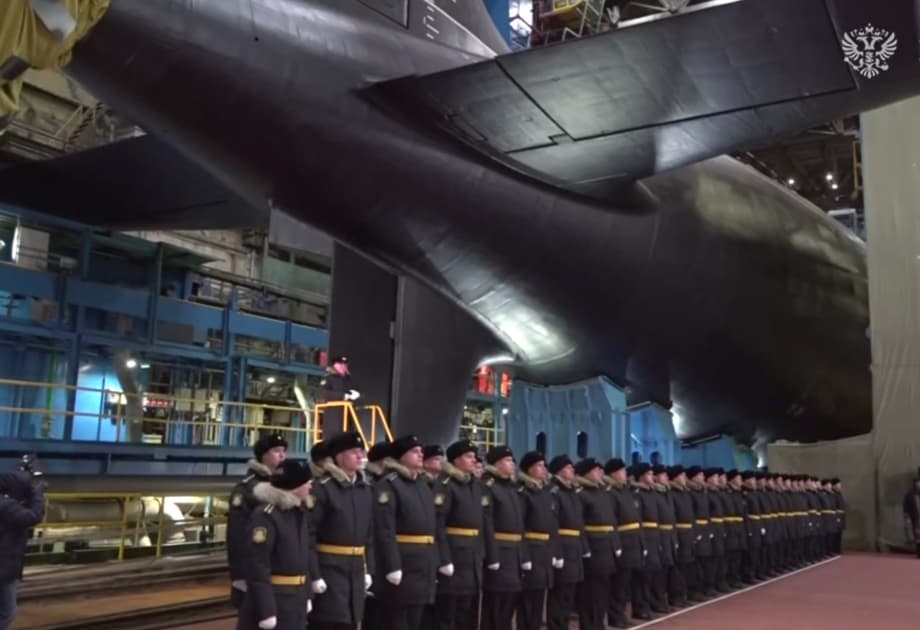 Спуск на воду атомной подлодки&nbsp; «Пермь» 