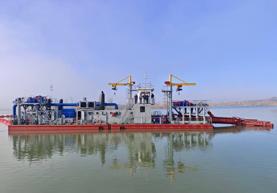 &nbsp;Dredger project C490DM1