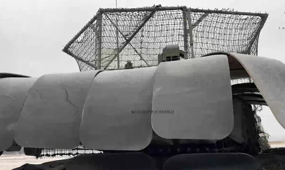 Защита «Царь-шатёр» на башне танка