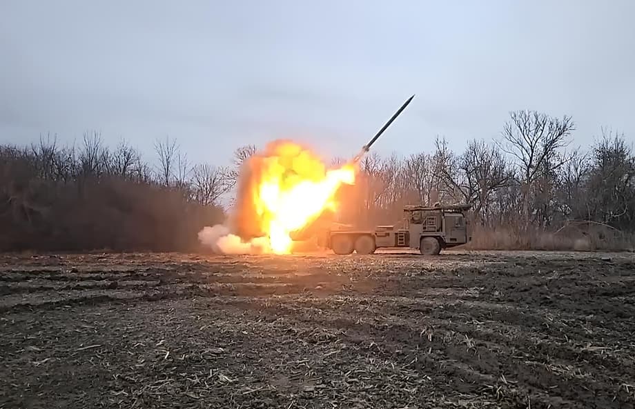 «Ураган-1М» на базе шасси БАЗ-69092