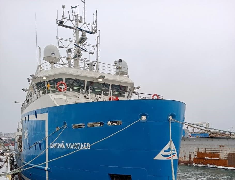 Краболов «Дмитрий Коноплев»