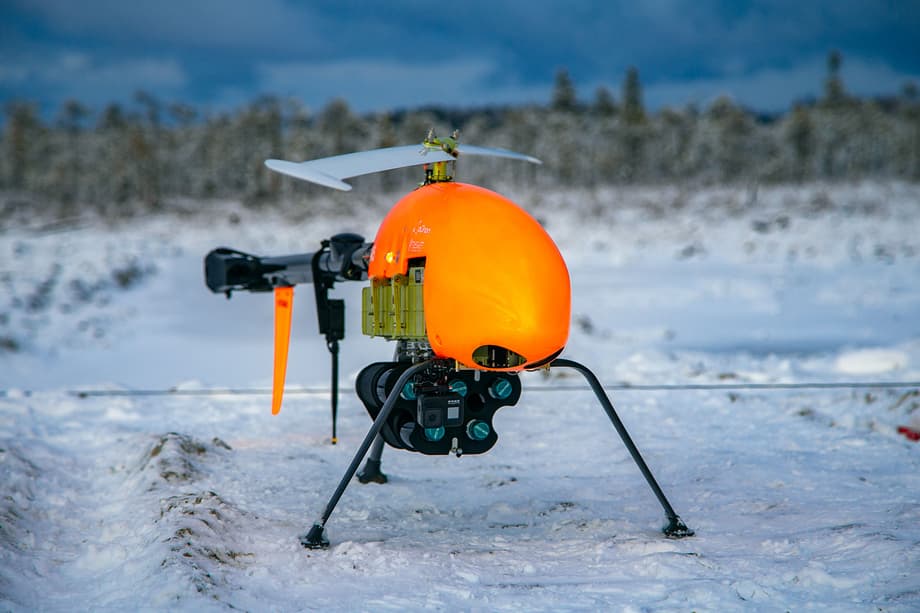 Drone&nbsp;for delivering oil samples at the Gazprom Neft field in the Khanty-Mansi Autonomous Okrug