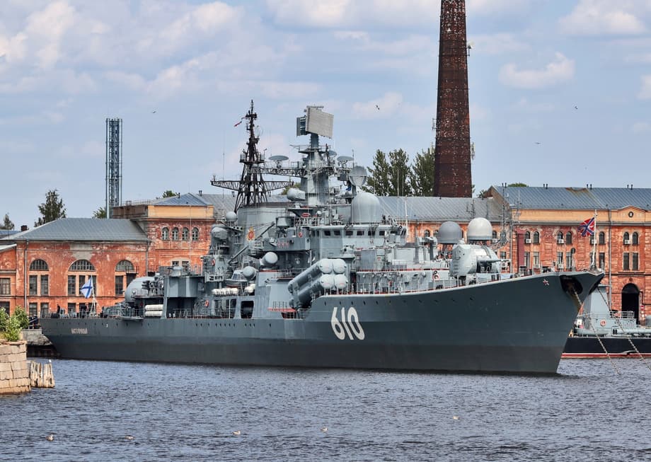 Корабль Балтийского флота