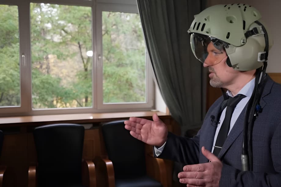 шлем на пилотов Су-57