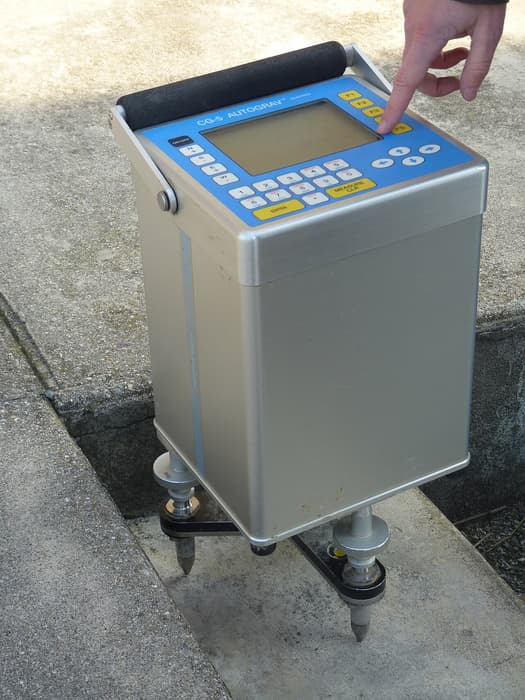 CG-5 — один из самых популярных кварцевых гравиметров