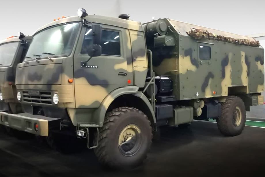 МПУ из состава комплексов с БЛА служит для корректировки стрельбы высокоточными барражирующими боеприпасами.