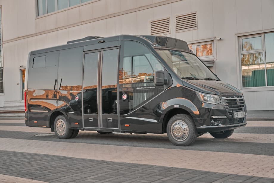 ГАЗель City VIP - один из элитных шаттл-басов