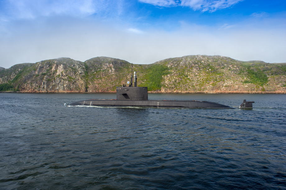 ДЭПЛ проекта 677 «Лада»