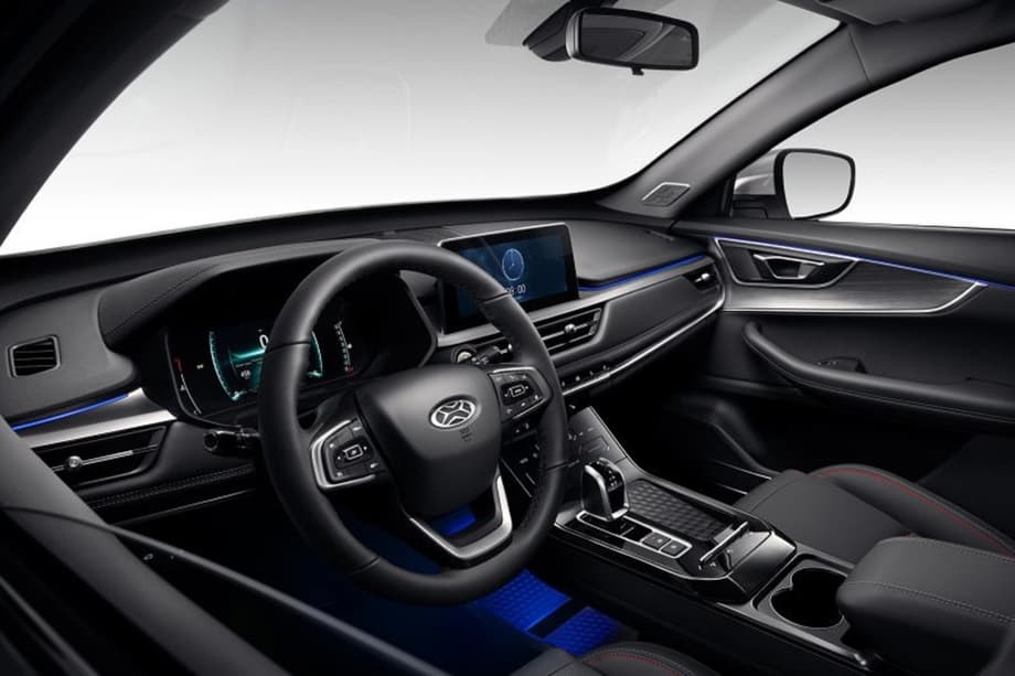 Салон XCITE X-Cross 7<br>