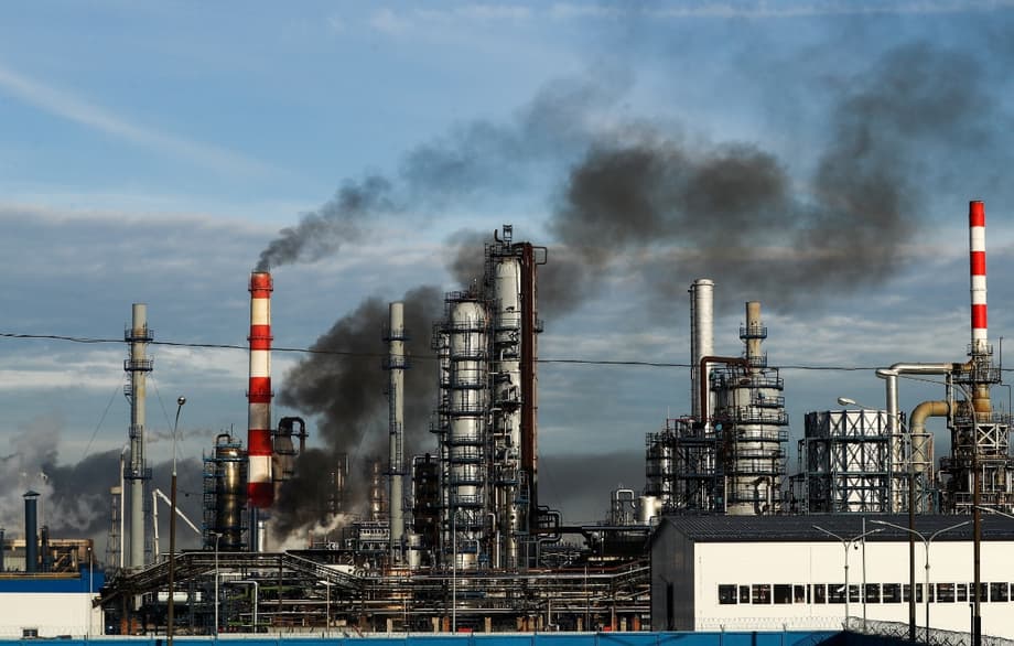 нефтеперерабатывающий завод в Капотне