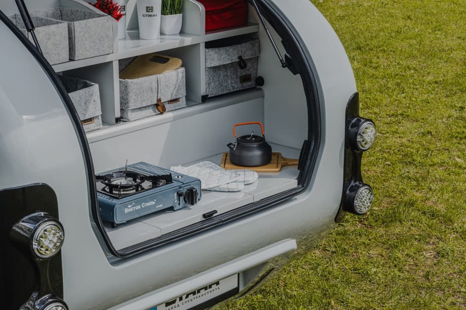 Кемпер-прицеп Feria