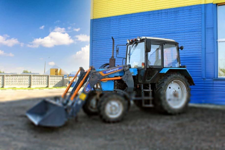 Loader "AMKODOR-141"