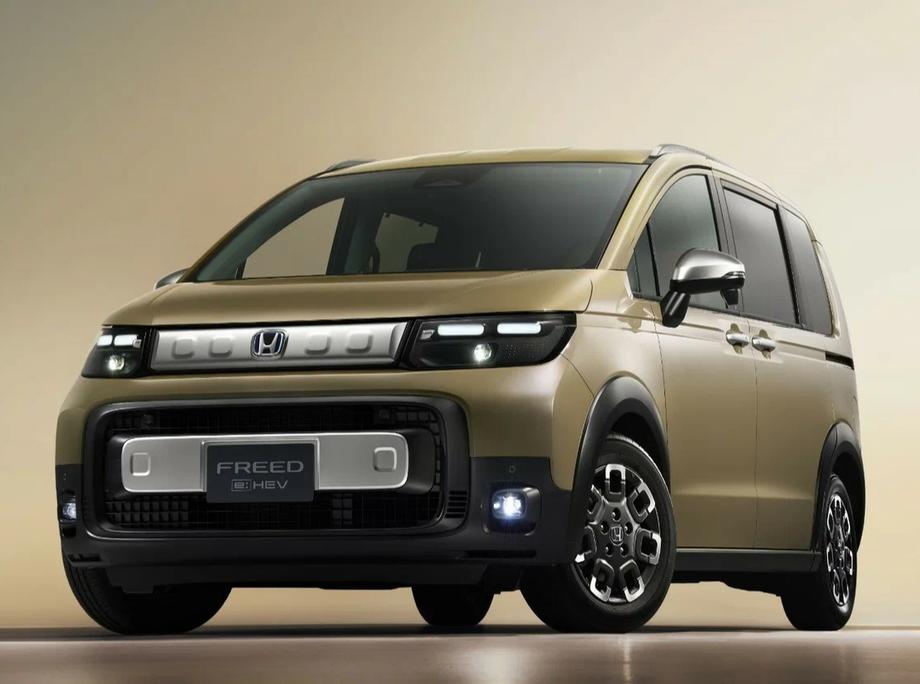 Honda Freed Crosstar