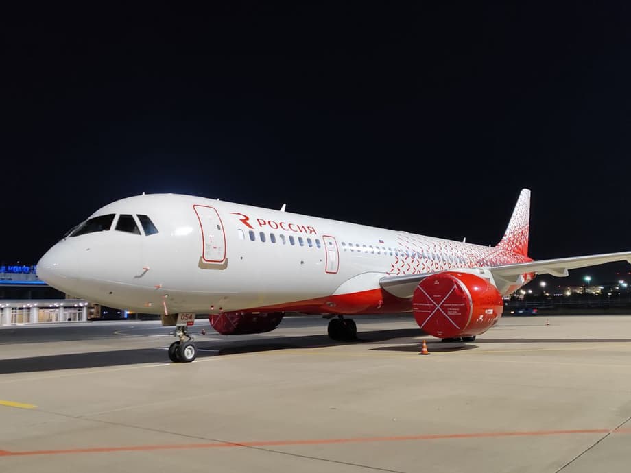 МC-21 в ливрее авиакомпании «Россия»