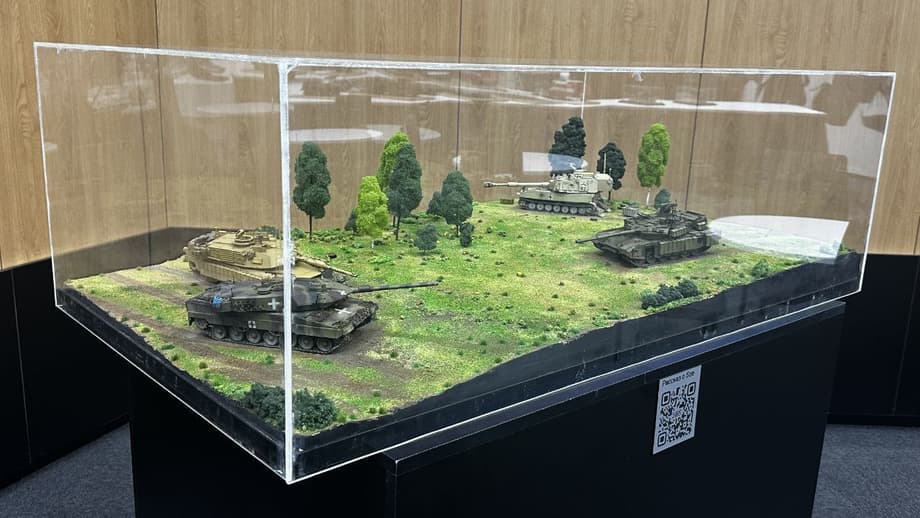 «Uralvagonzavod» simuló el combate del T-90M «Proryv» con Abrams y Leopard