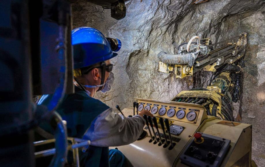 Development of the Chironsudukui uranium deposit