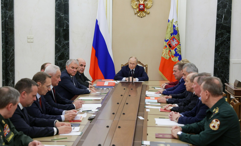 Putin en una reunión con miembros permanentes del Consejo de Seguridad