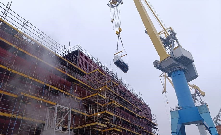 Rompehielos atómico en construcción&nbsp;«Leningrado»