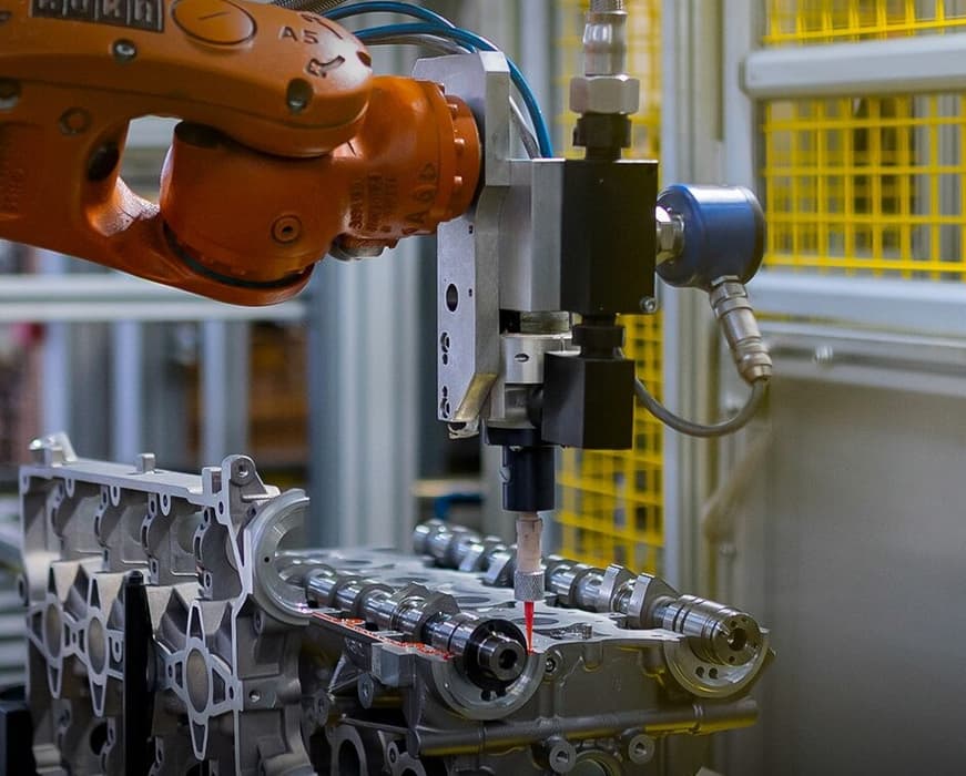 Assembly of the latest Lada engines