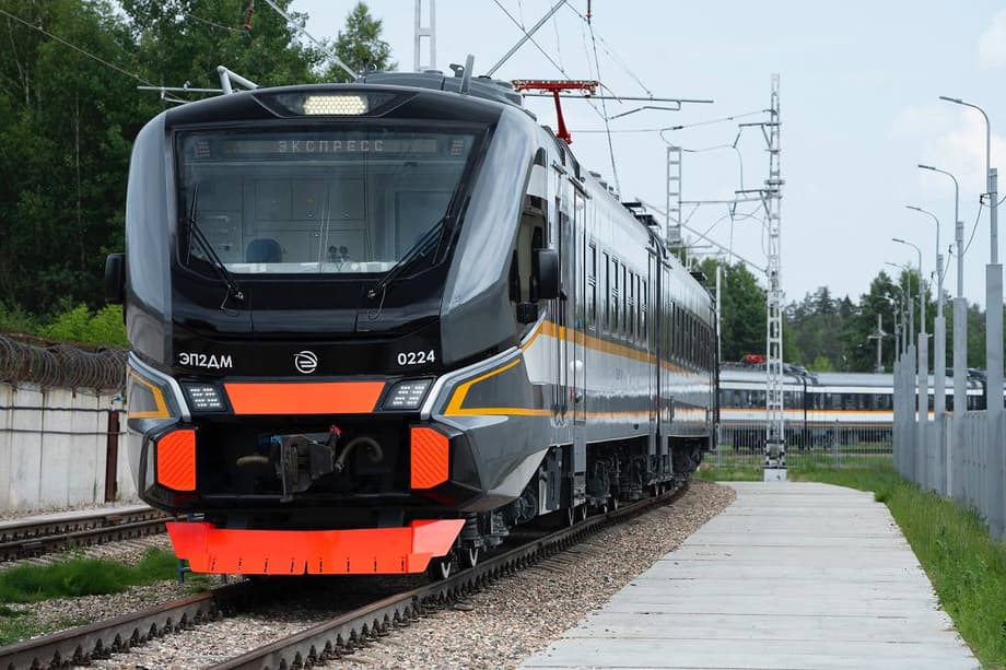 Electric train EP2DM