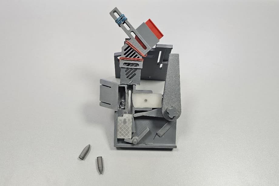 Prototype of a cartridge loading machine