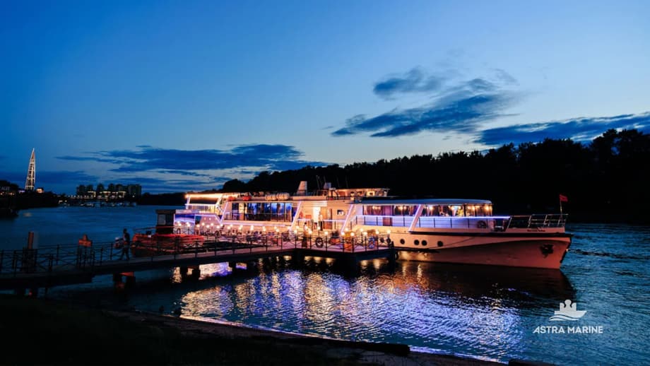 Теплоход-ресторан «Шустрый бобёр»