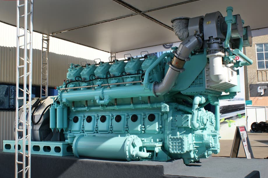 Дизельный двигатель Д-300