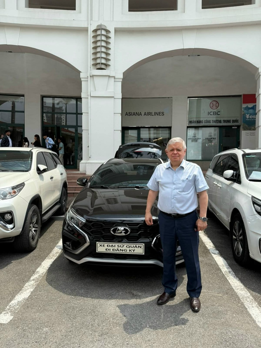 Автомобиль Lada во Вьетнаме