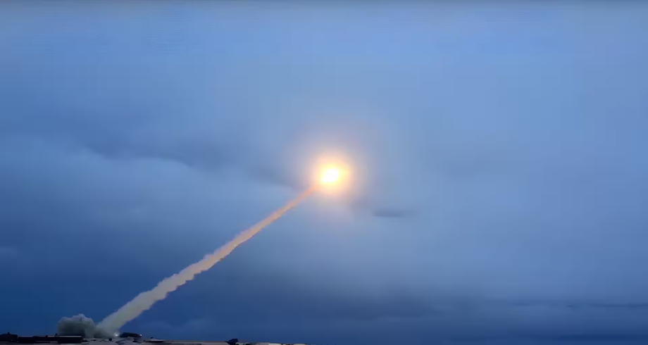 Пуск крылатой ракеты&nbsp;