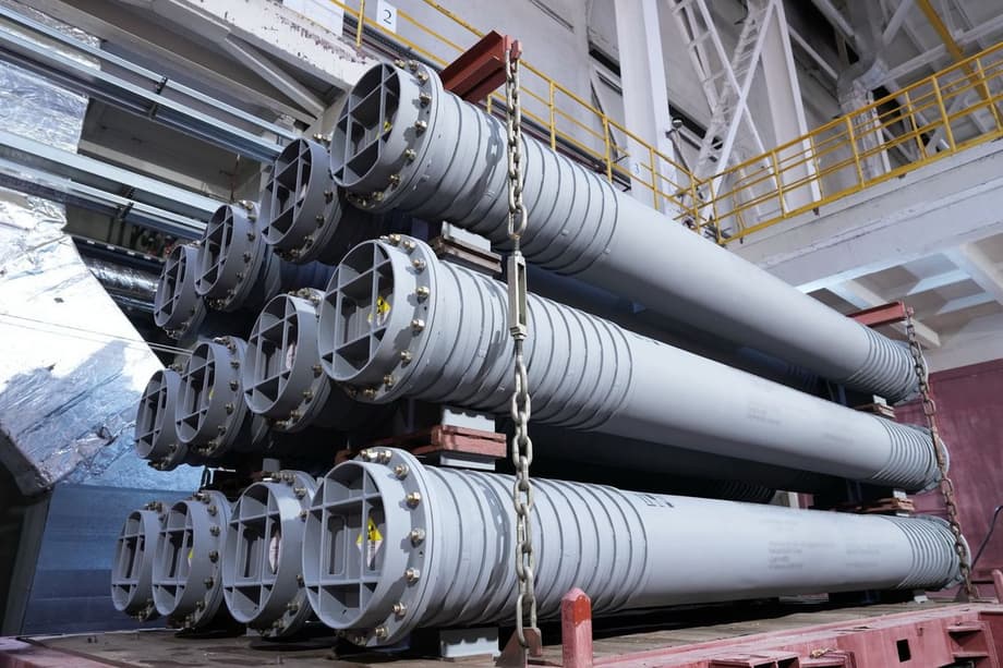 Loading nuclear fuel for the new power unit of the Chinese Tianwan NPP