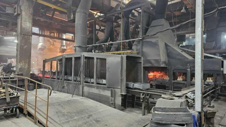 Production workshops of the IMZ plant