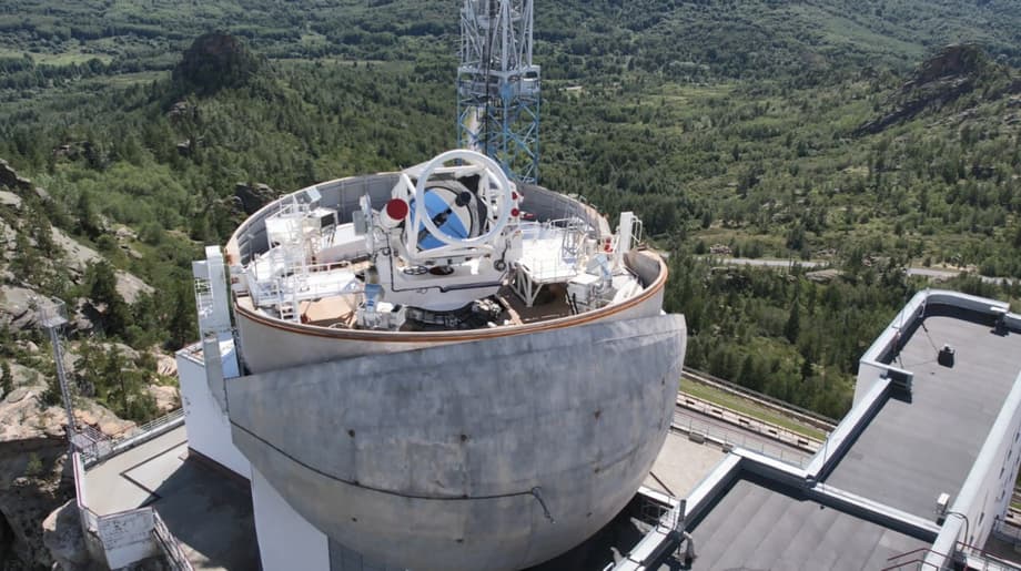 Комплекс с оптикой холдинга «Швабе» в Алтайском опытно-лазерном центре имени Титова