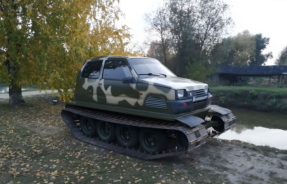 Oka on a tracked chassis