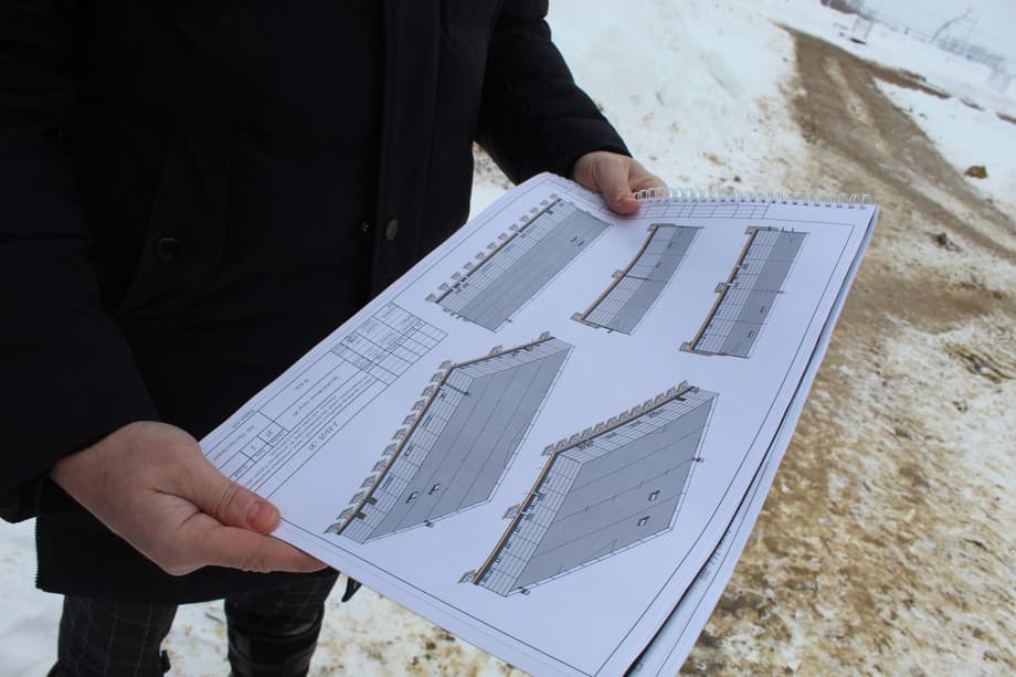 Laying the foundation stone of the plant building