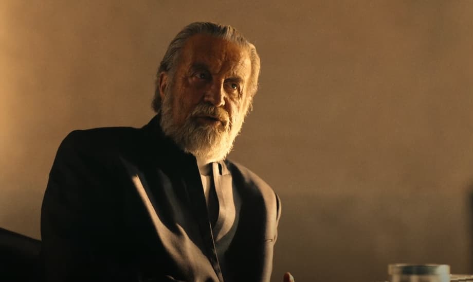 A still from the trailer for the series "Noon"