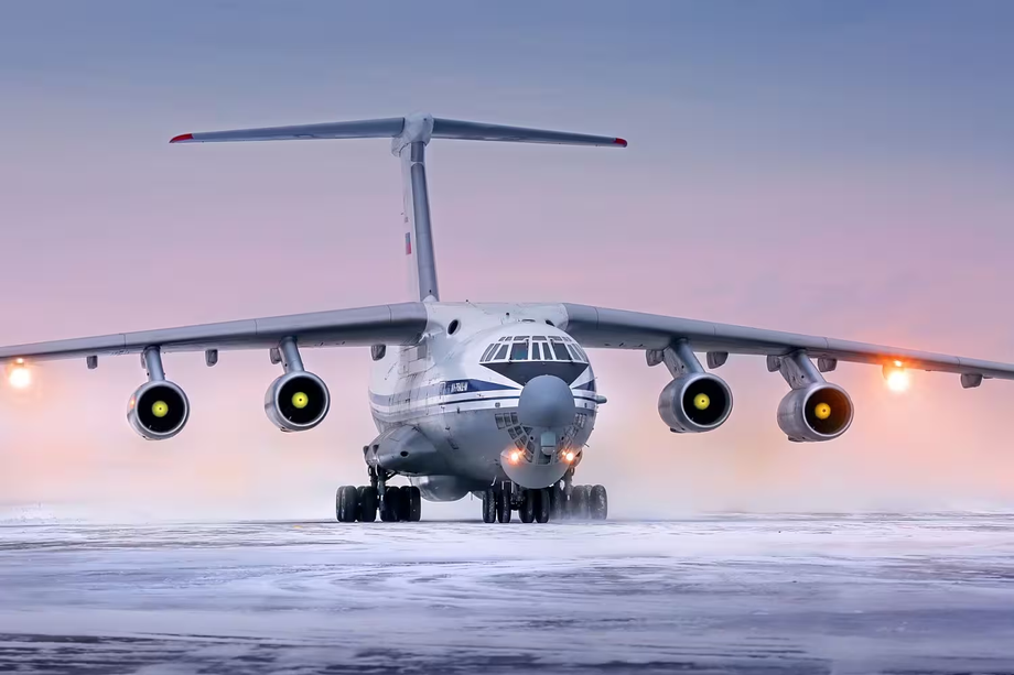  Il-76MD-90A 