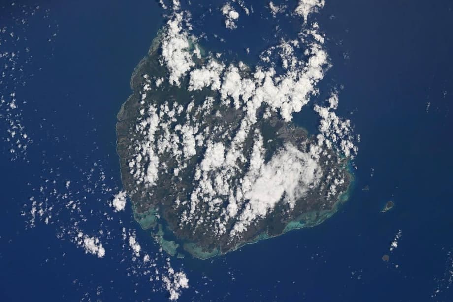  Маврикий с борта МКС