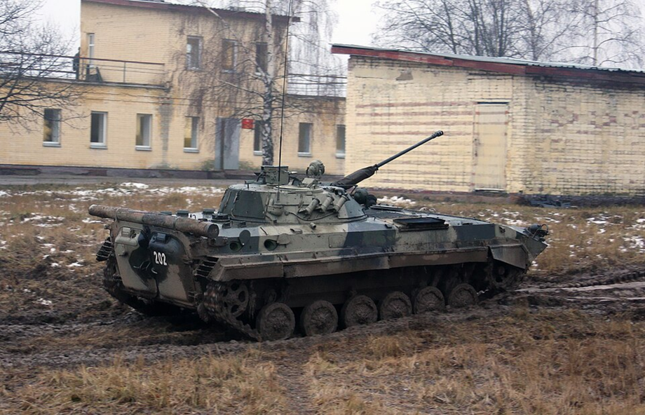 BMP-2, main armament — 30-mm automatic cannon 2A42