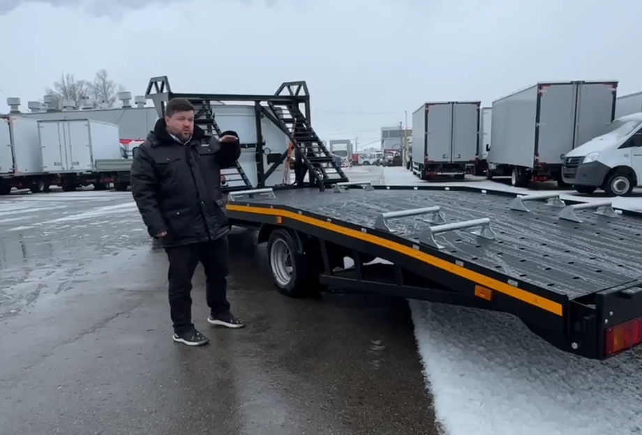 Tow truck for buggies and ATVs based on Gazelle Next