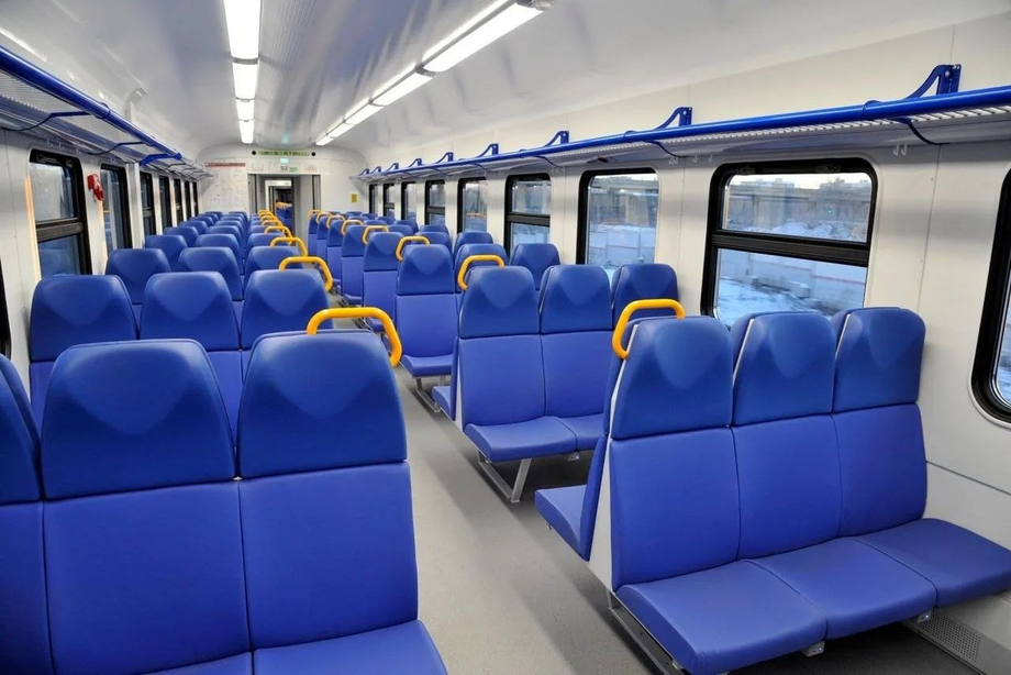 Интерьер вагона ЭП2ДМ