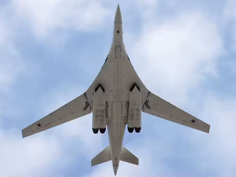 Tu-160