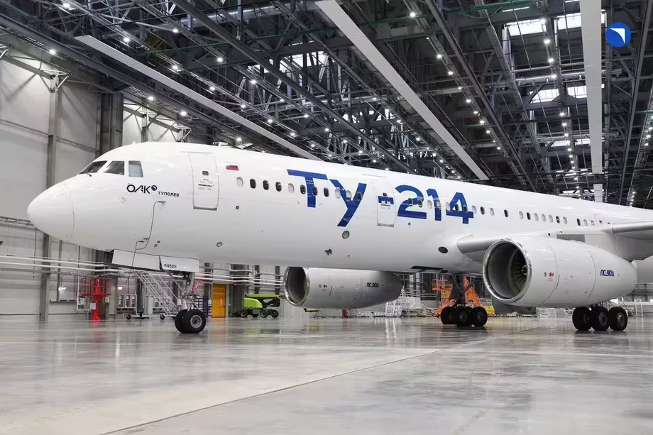 Ту-214