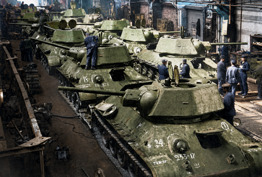 Производство Т-34 на Урале. Архивные кадры